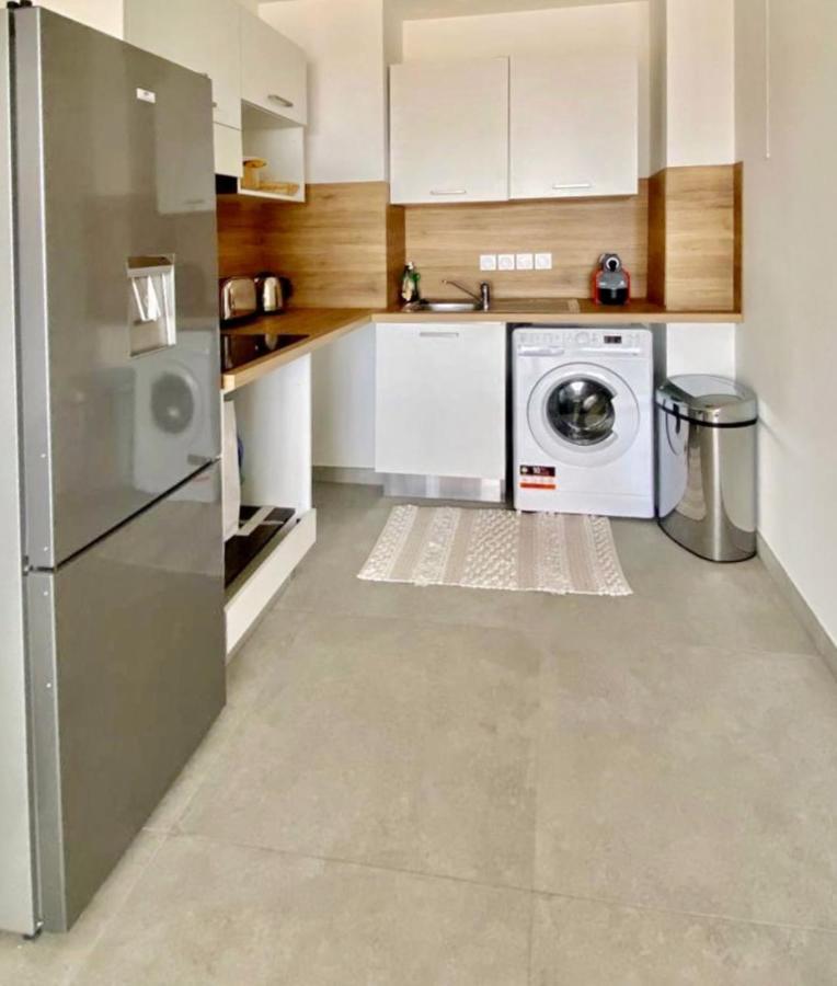 Luxurious Flat At 5 Min By Walk To Monaco, Free Parking And Sea View Apartment Beausoleil Exterior foto